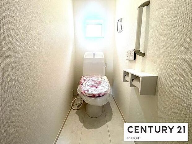 ウォシュレット付きの暖房便座で快適です！