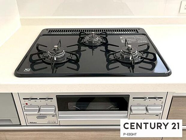 三口ガスコンロで料理もはかどりますね!グリルもあります!