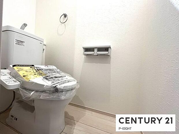 白色基調の落ち着ける空間になっております。