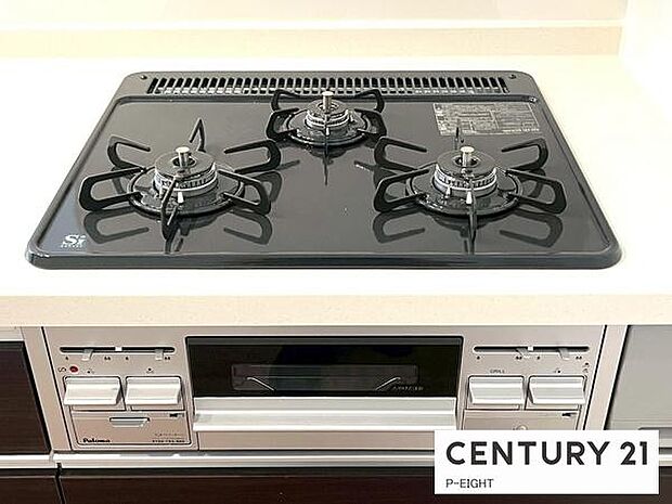 三口ガスコンロで料理もはかどりますね!グリルもあります!