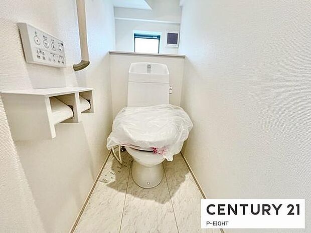 白色基調の落ち着ける空間になっております。