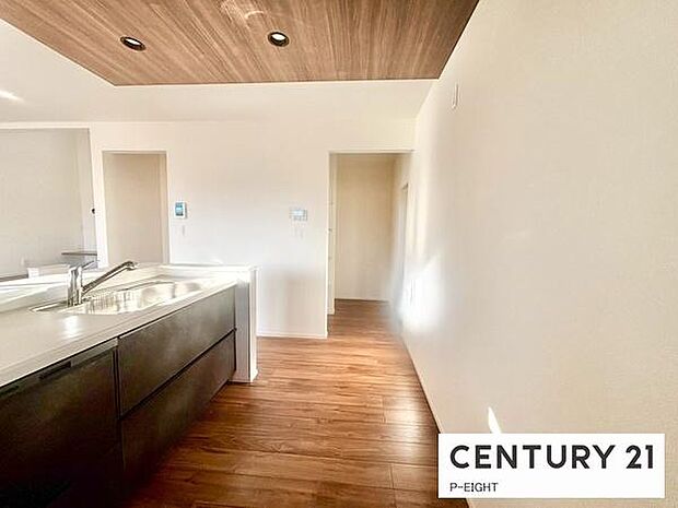 ストックに便利なパントリー収納！