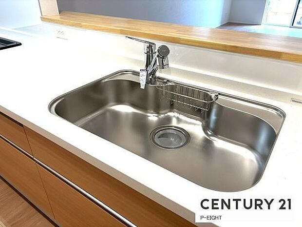 傷が付きにくい人造大理石のキッチンです!