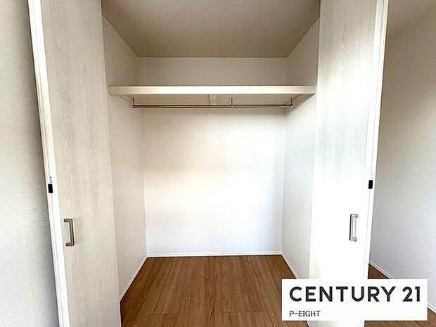 クローゼットで楽々収納!