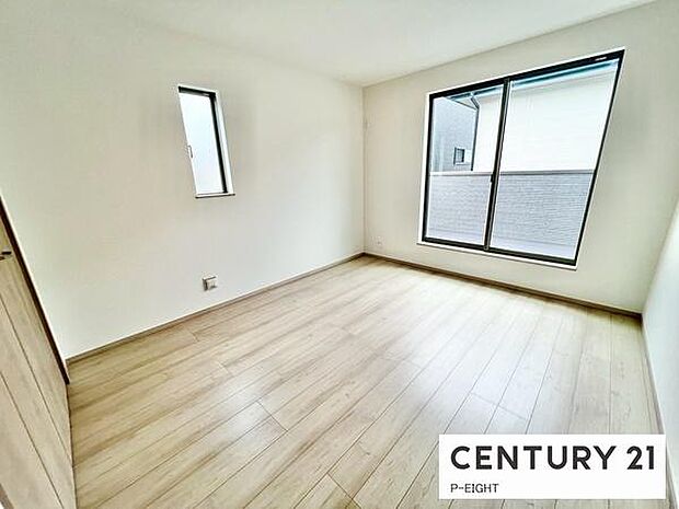 バルコニーに面している部屋です！