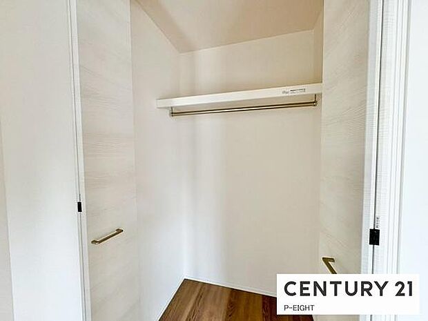 クローゼットでお部屋もスッキリ！