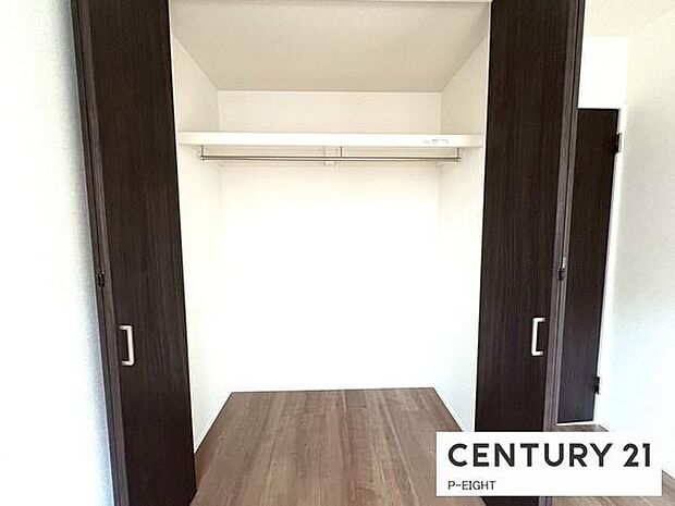 クローゼットでお部屋もスッキリ！