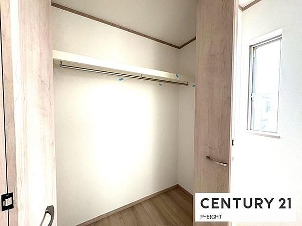 クローゼットでお部屋もスッキリ！