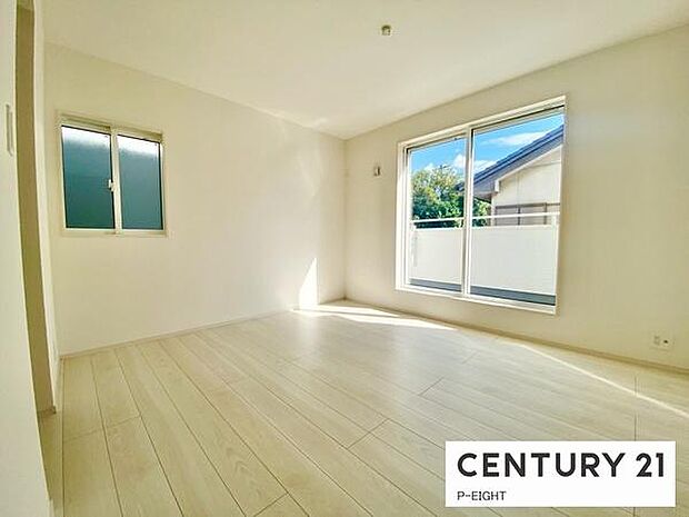 バルコニーに面している明るい部屋です!