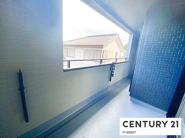 洗濯物は日当たりの良いバルコニーへ!