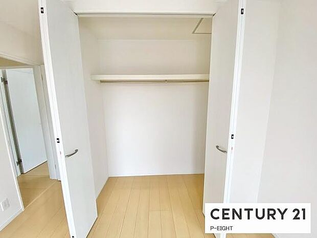 クローゼットでお部屋もスッキリ！