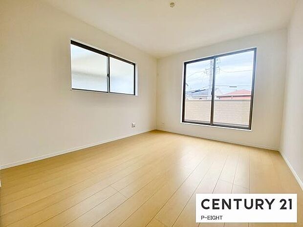 バルコニーに面している明るい部屋です!
