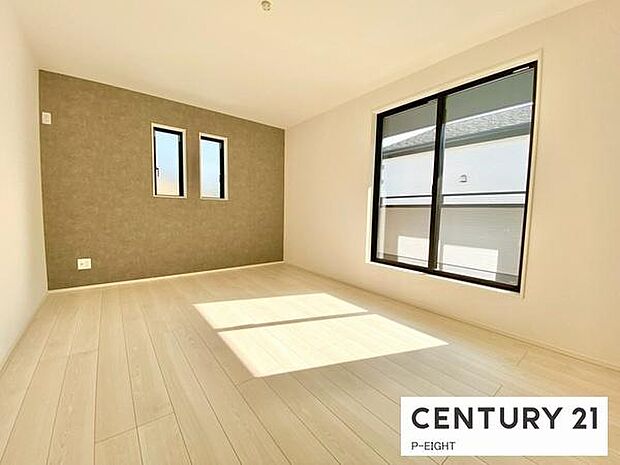 壁の色もアクセントとなりおしゃれな内装です!