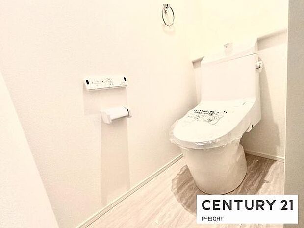 ウォシュレット付きの暖房便座で快適です！