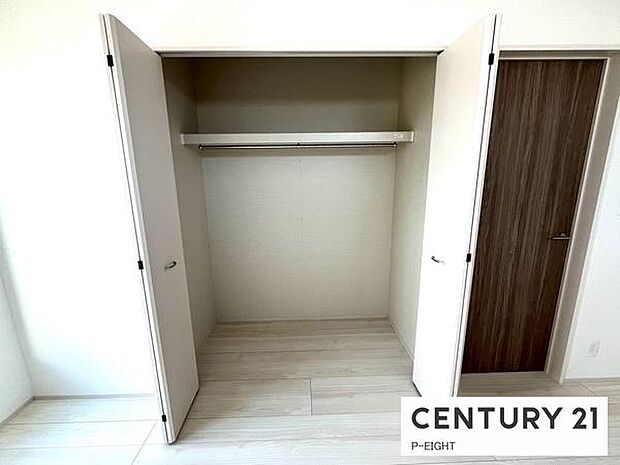 クローゼットでお部屋もスッキリ！