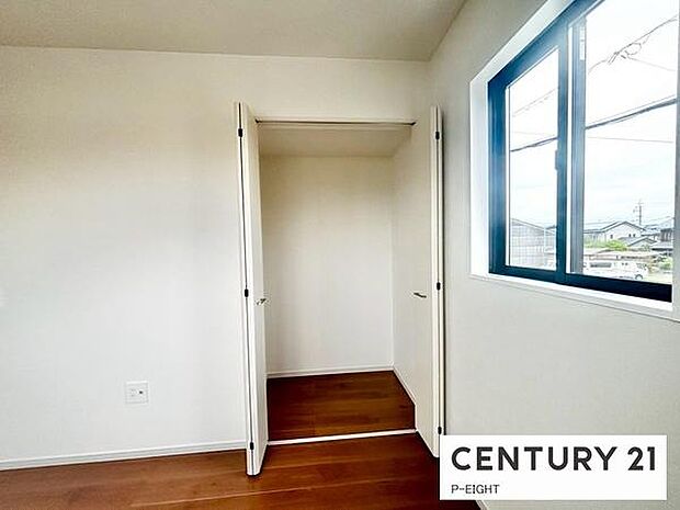 クローゼットでお部屋もスッキリ!