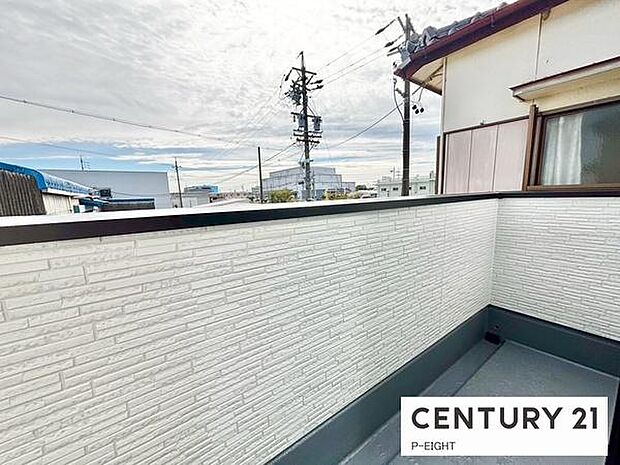 見晴らしの良いバルコニーです！