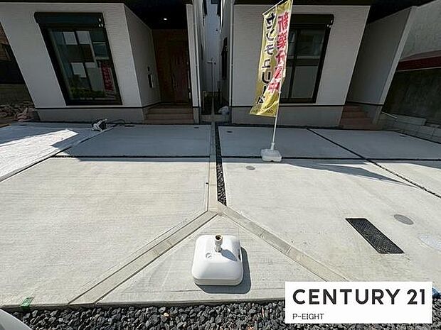 車が通るための協定地です。(1、2号棟)