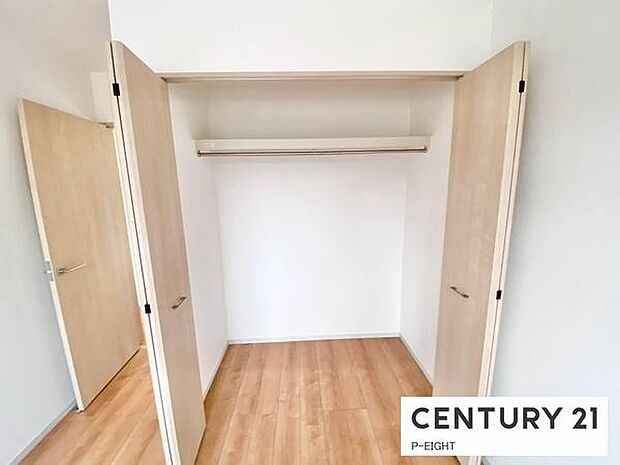 クローゼットでお部屋もスッキリ!