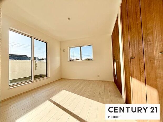 バルコニーに面している明るい部屋です！