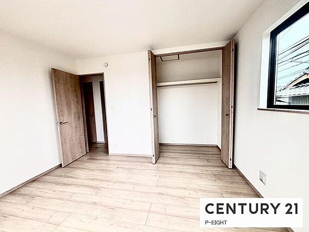 クローゼットでお部屋もスッキリ！