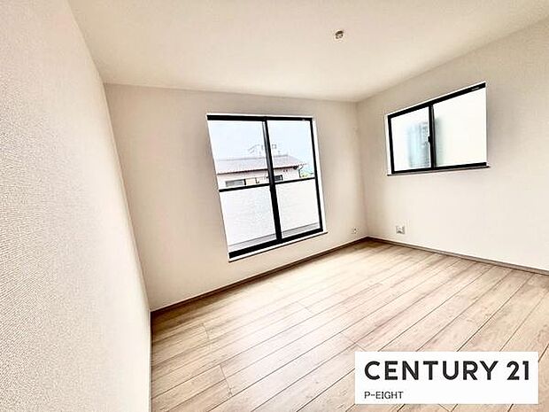 バルコニーに面している明るい部屋です！