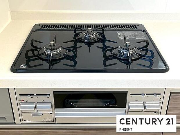 三口ガスコンロで料理もはかどりますね!グリルもあります!