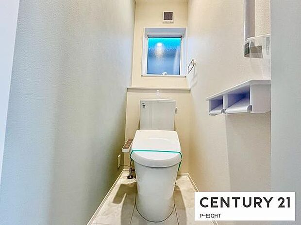 ウォシュレット付きの暖房便座で快適です!