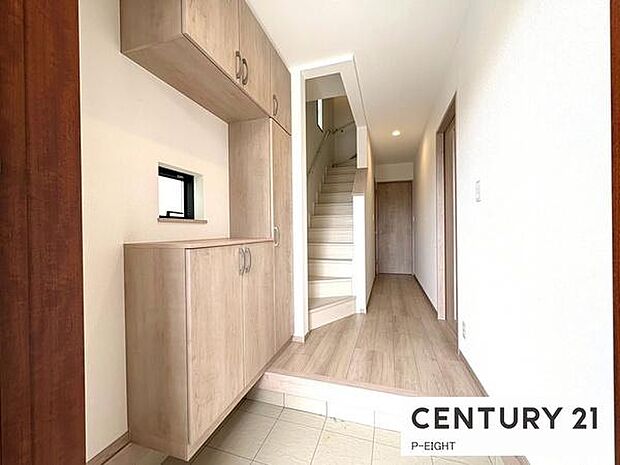 穏やかな色合いで来客をなごませてくれます!