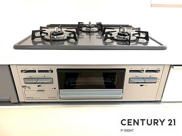 三口ガスコンロで料理もはかどりますね!グリルもあります!