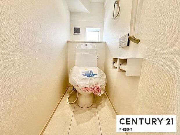 白色基調の落ち着ける空間になっております。