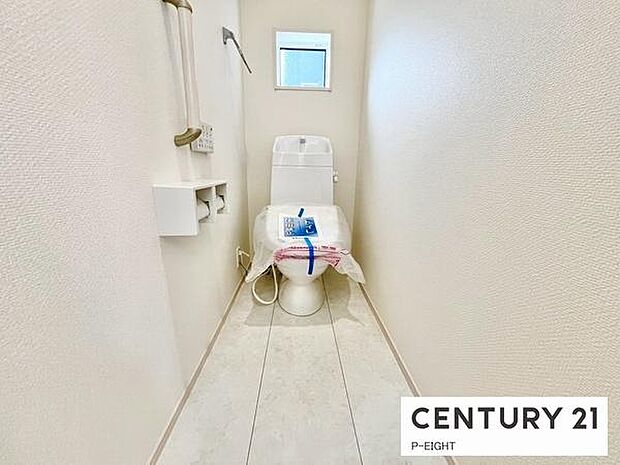 白色基調の落ち着ける空間になっております。