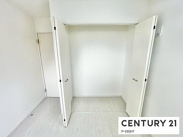 クローゼットでお部屋もスッキリ！