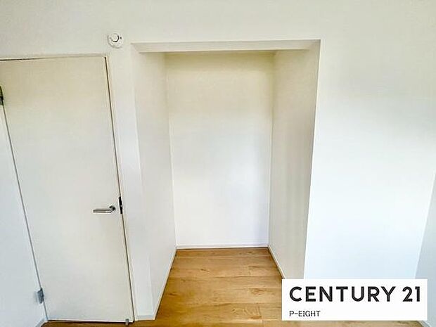 クローゼットでお部屋もスッキリ！