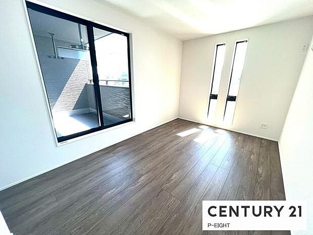 バルコニーに面している明るい部屋です!