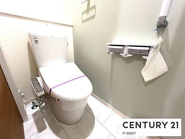 ウォシュレット付きの暖房便座で快適です!