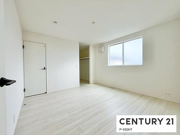 広々とした過ごしやすい部屋です！