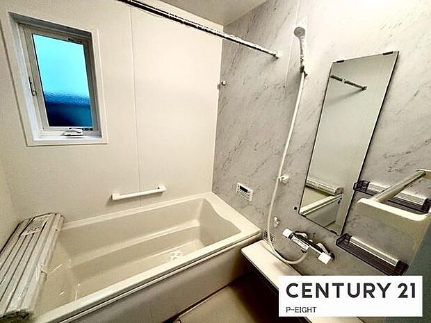 一坪サイズのお風呂で毎日の疲れを癒してください。