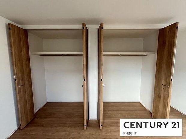 広々としたクローゼットでたくさん収納できます!