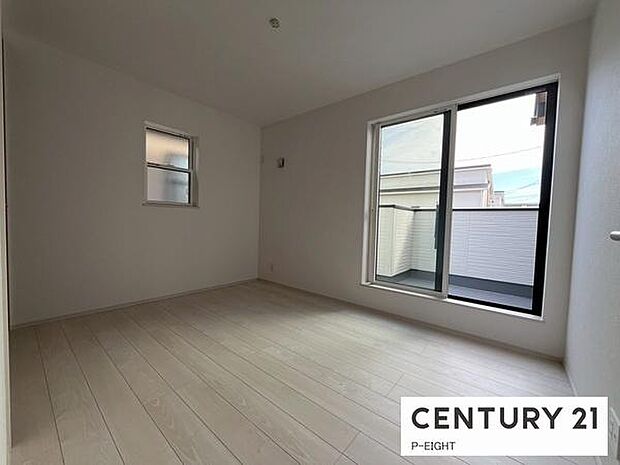 バルコニーに面している明るい部屋です!