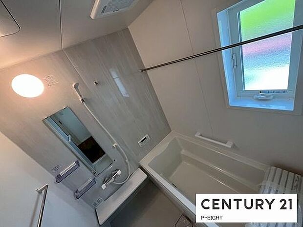 一坪サイズのお風呂で毎日の疲れを癒してください。