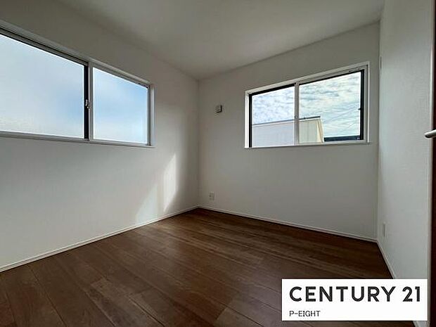 穏やかな色合いで落ち着ける空間です！