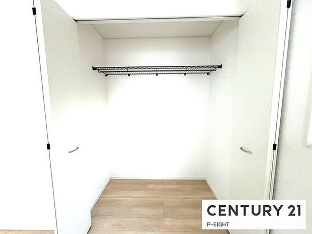 クローゼットでお部屋もスッキリ!