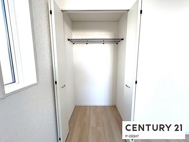 クローゼットでお部屋もスッキリ!