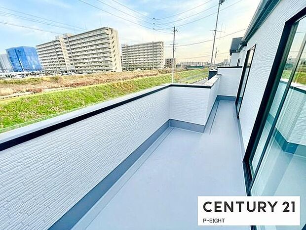 陽当り良好のバルコニーです!