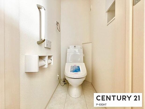 ウォシュレット付きの暖房便座で快適です！