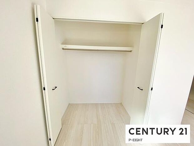 クローゼットでお部屋もスッキリ！