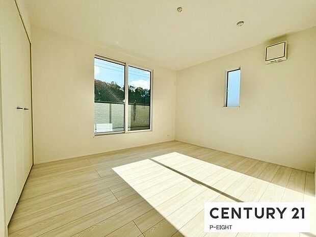 バルコニーに面している明るい部屋です!