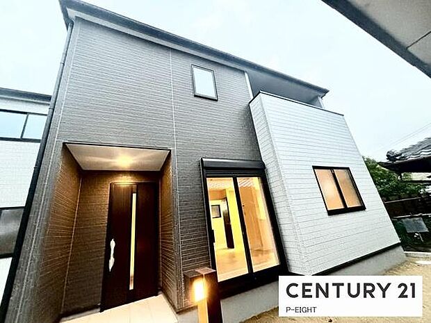 敷地内から見た外観です！