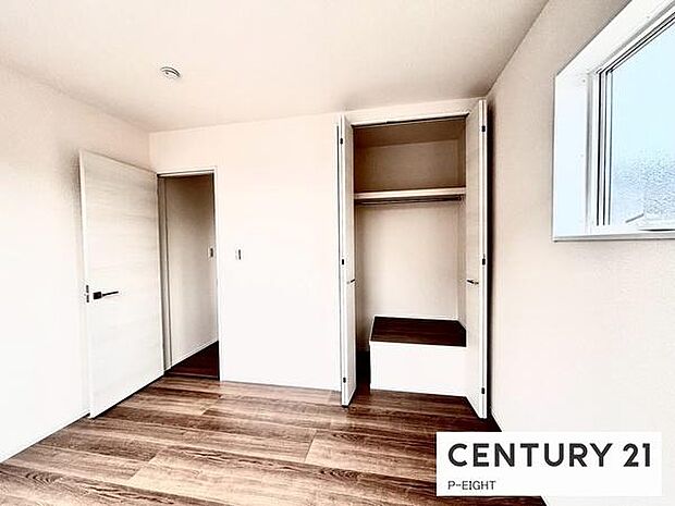 クローゼットで楽々収納!